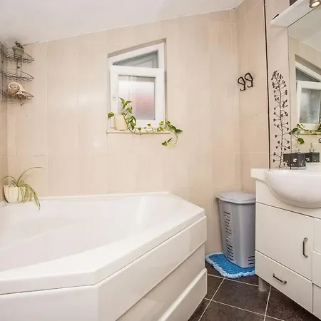 Apartament Pantan Apartment *